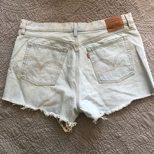 Levi’s high waist wedgie cut off denim shorts sz34